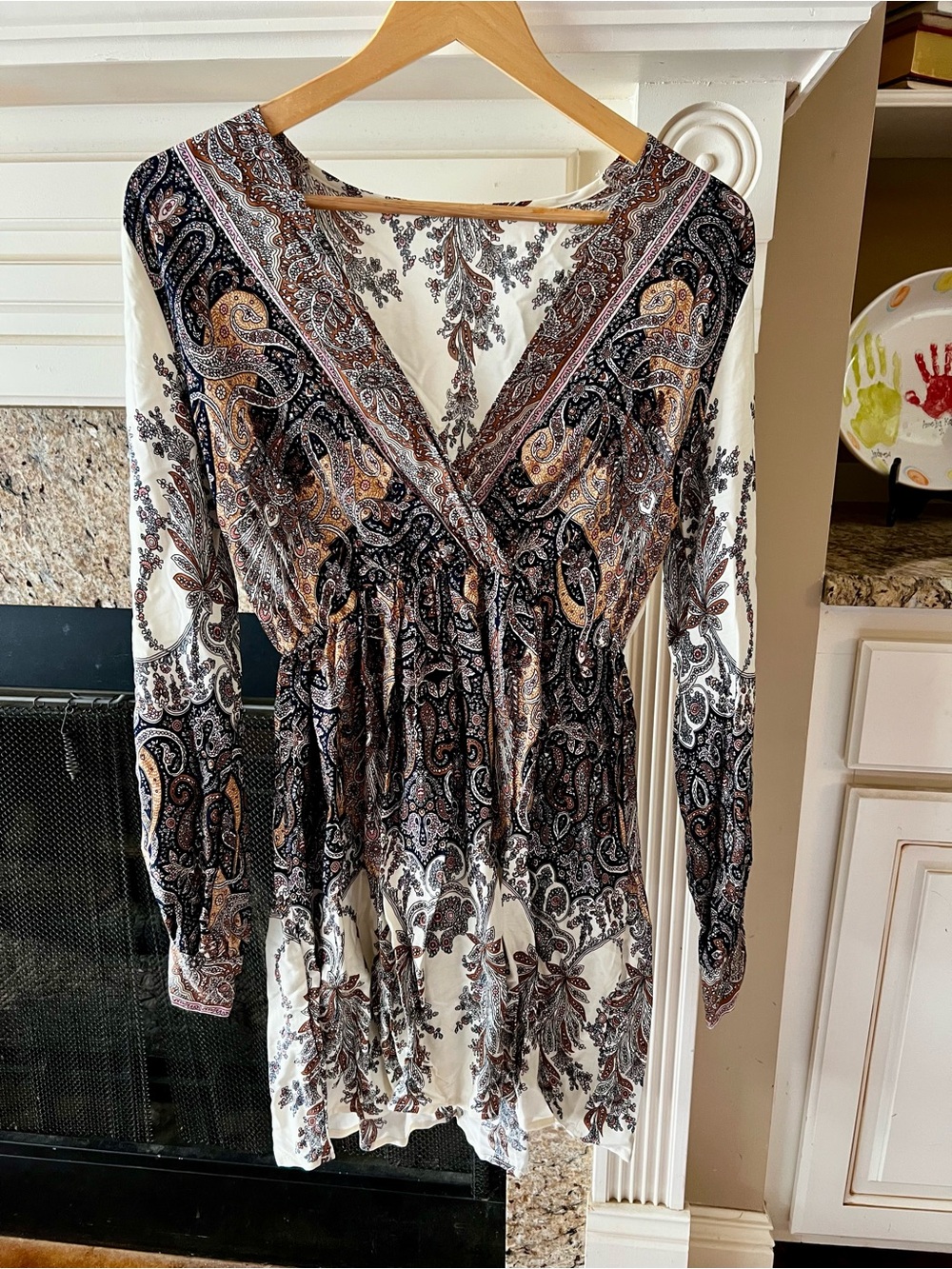 Boho Paisley V-Neck Long Sleeve Tunic Dress - White, Black & Brown